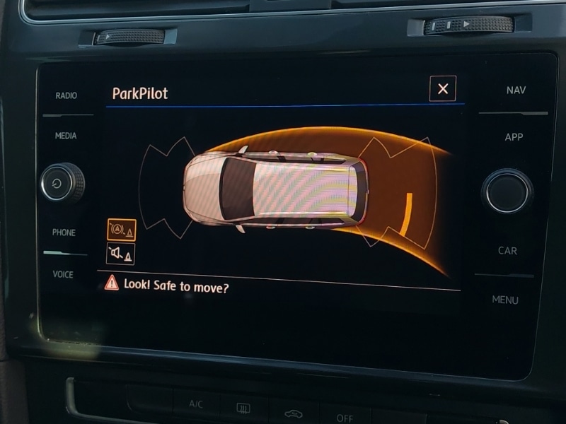 Used Volkswagen Golf 2019 for sale - 76054320: Photo 18