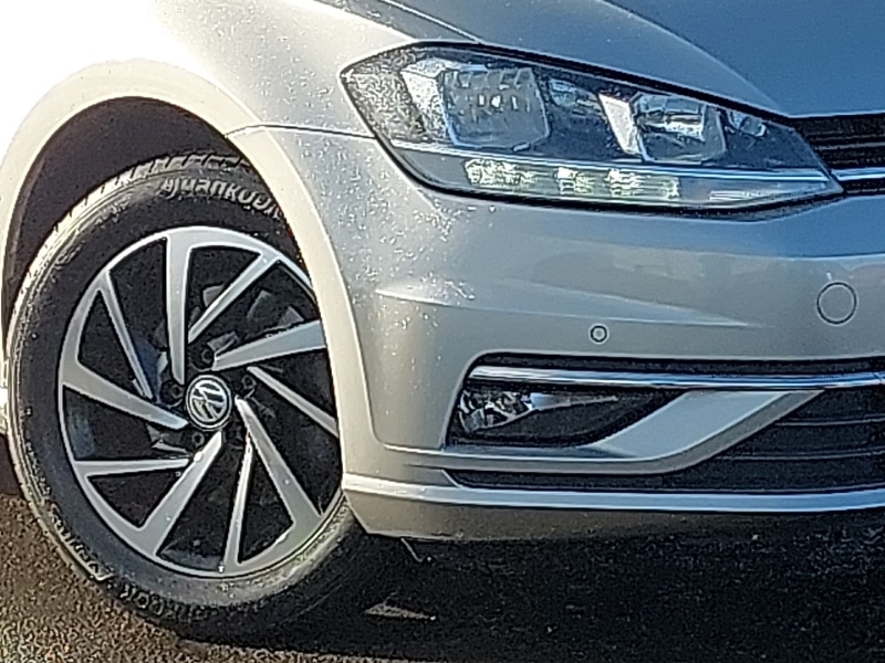 Used Volkswagen Golf 2019 for sale - 76054320: Photo 9