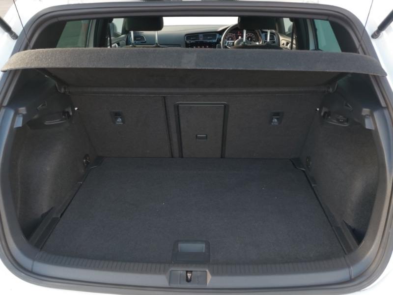 Used Volkswagen Golf 2019 for sale - 76403811: Photo 8