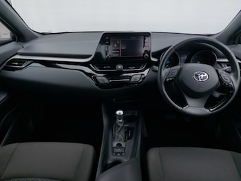 Used Toyota C-HR 2023 for sale - 78952809: Photo