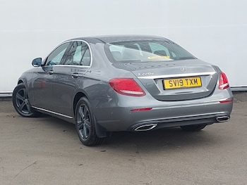 Used Mercedes-Benz E Class 2019 for sale - 77964230: Photo