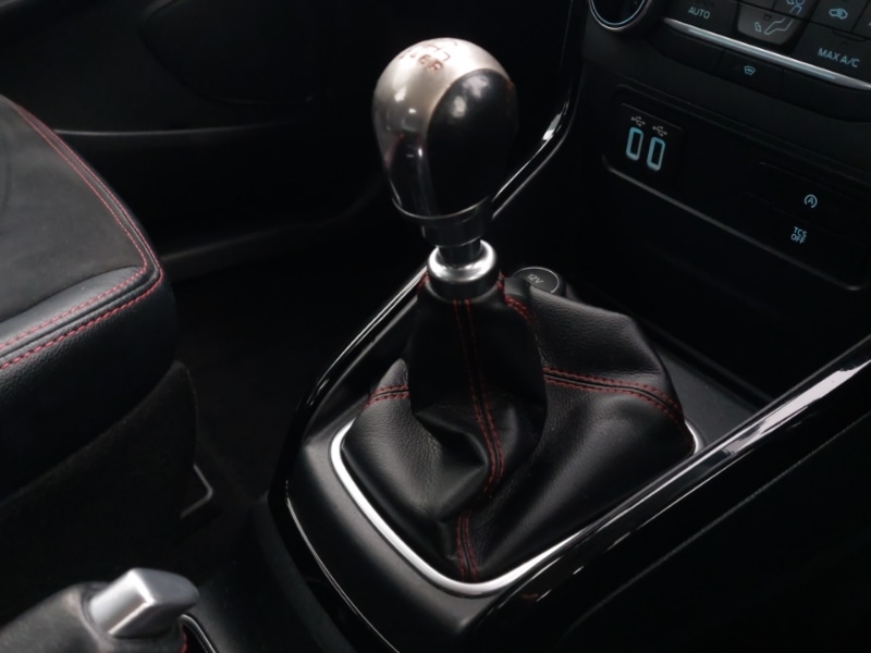 Used Ford Ecosport 2018 for sale - 77107987: Photo 15