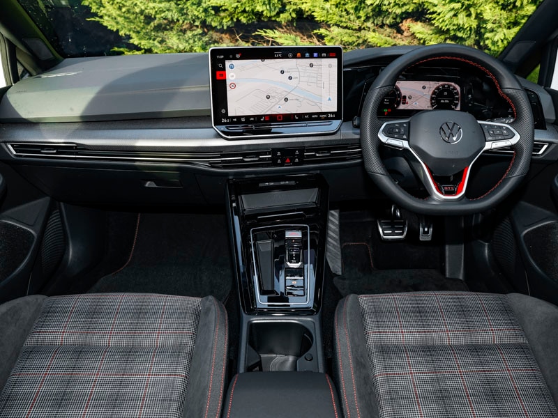 Used Volkswagen Golf 2025 for sale - 77357859: Photo 2