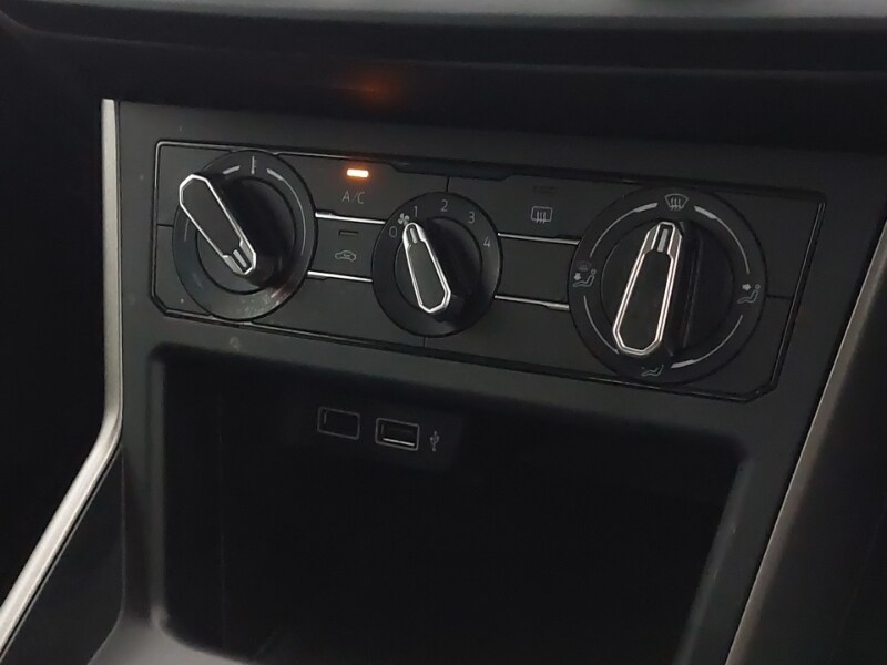 Used Volkswagen Polo 2018 for sale - 76492906: Photo 15