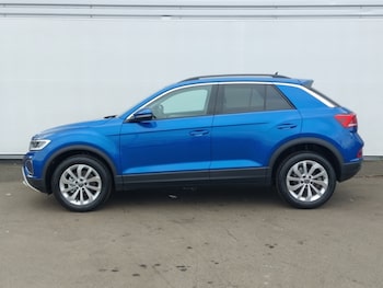 Used Volkswagen T-Roc 2026 for sale - 79070131: Photo