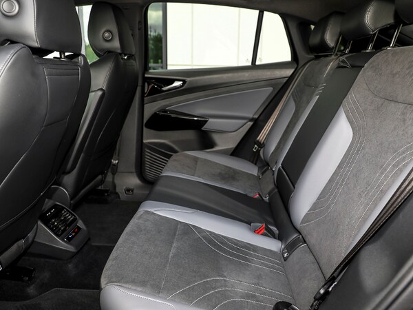 Used Volkswagen ID.5 2025 for sale - 74957066: Photo 5