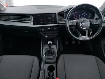 Used Audi A1 2019 for sale - 76195498: Photo 2