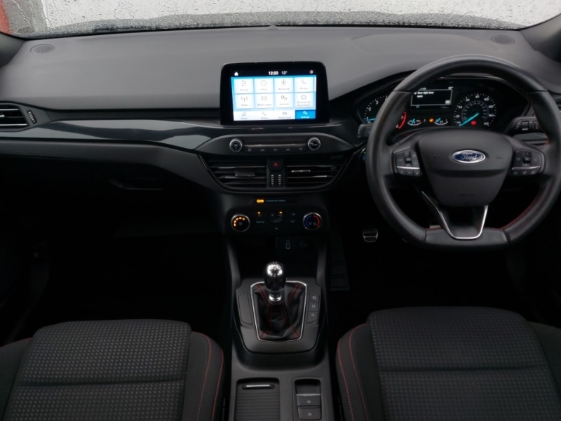 Used Ford Focus 2019 for sale - 76165809: Photo 2