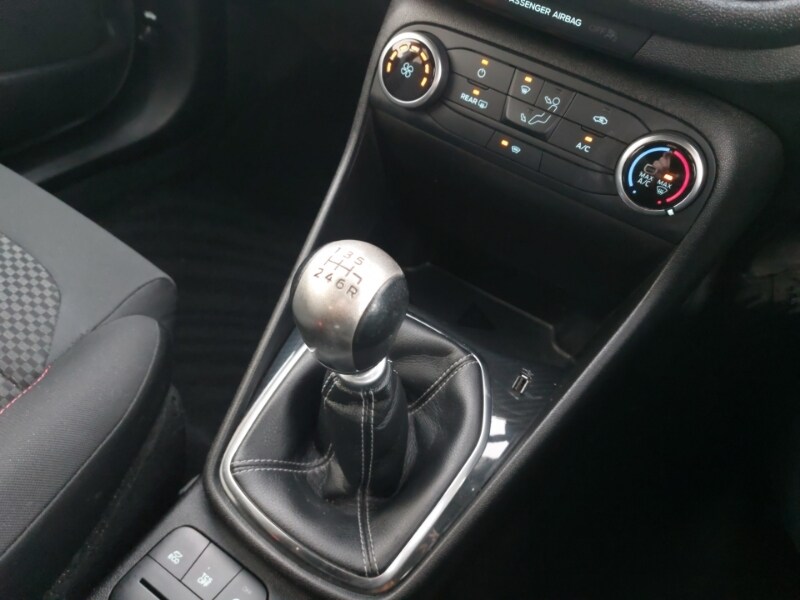 Used Ford Fiesta 2018 for sale - 76695933: Photo 16