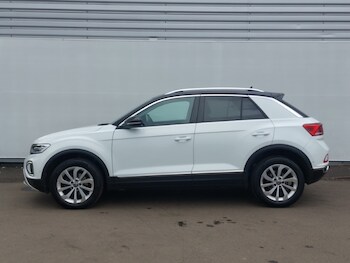 Used Volkswagen T-Roc 2023 for sale - 78642314: Photo