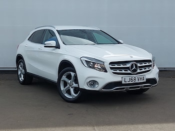 Used Mercedes-Benz GLA 2018 for sale - 78151175: Photo