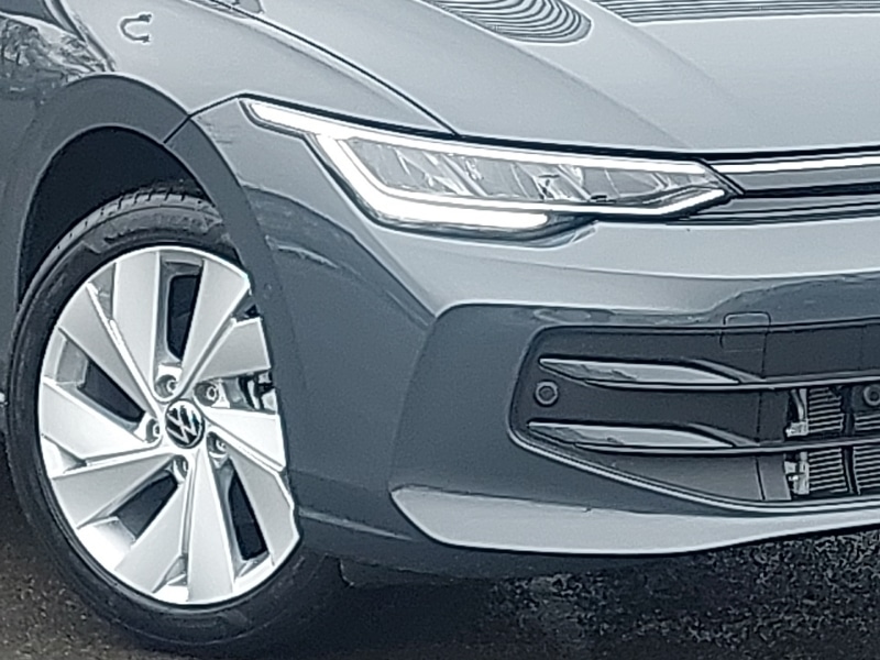 Used Volkswagen Golf 2025 for sale - 77847059: Photo 9