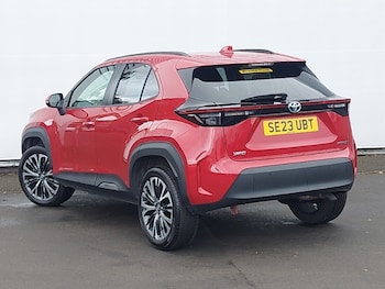 Used Toyota Yaris Cross 2023 for sale - 76596750: Photo