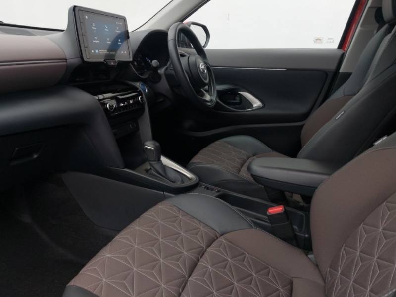 Used Toyota Yaris Cross 2023 for sale - 76596750: Photo 5