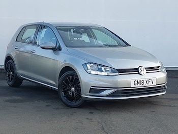 Used Volkswagen Golf 2018 for sale - 77750649: Photo