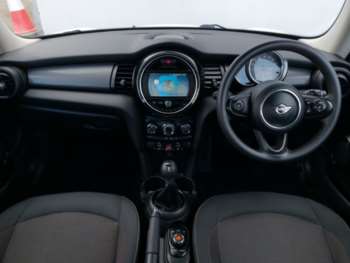 Used MINI Hatch 2019 for sale - 74527087: Photo