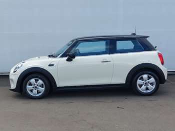 Used MINI Hatch 2019 for sale - 74527087: Photo