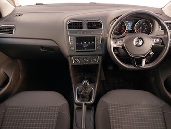 Used Volkswagen Polo 2017 for sale - 77852398: Photo