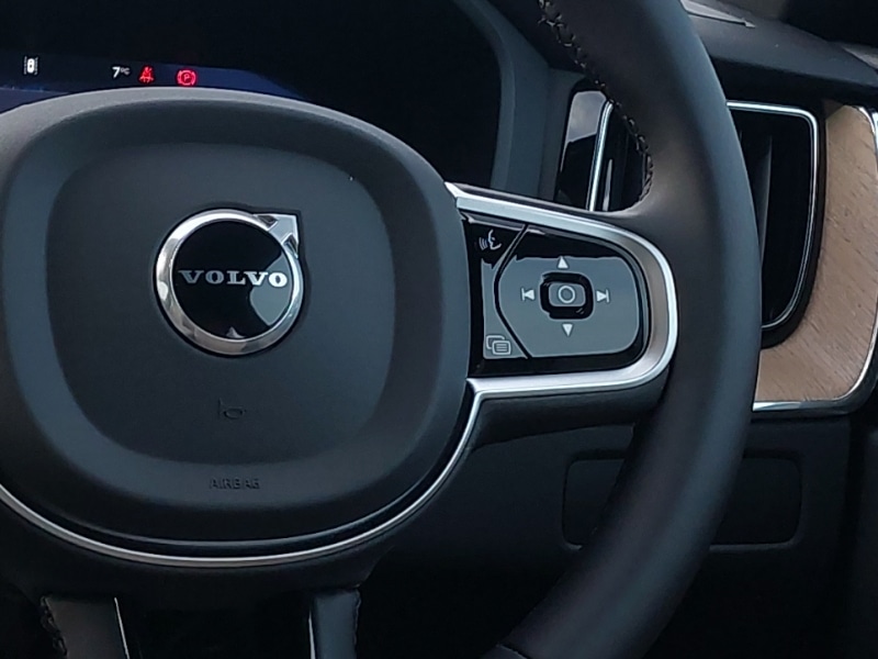 Used Volvo XC60 2025 for sale - 77605577: Photo 12