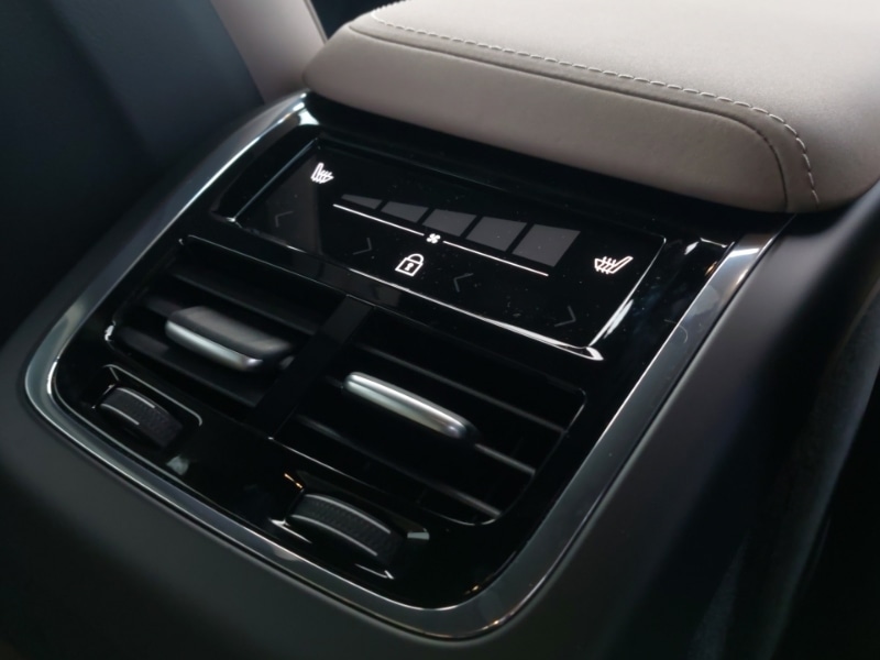 Used Volvo XC60 2025 for sale - 77605577: Photo 13