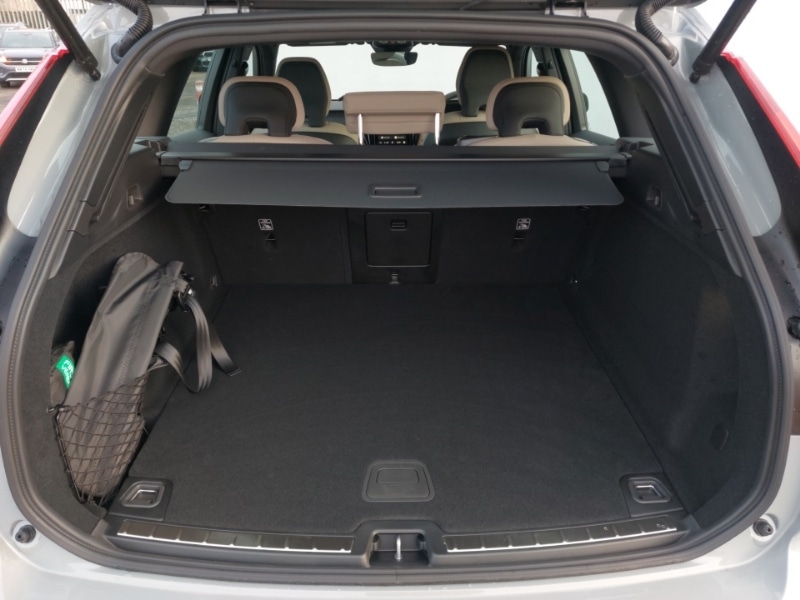 Used Volvo XC60 2025 for sale - 77605577: Photo 8