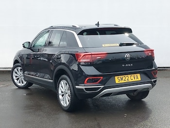 Used Volkswagen T-Roc 2022 for sale - 76771469: Photo