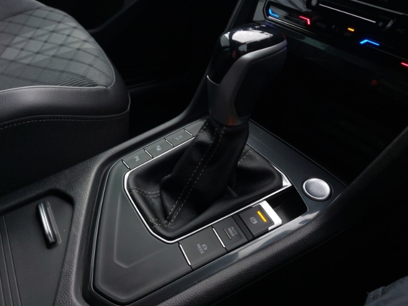 Used Volkswagen Tiguan 2023 for sale - 76880137: Photo 15