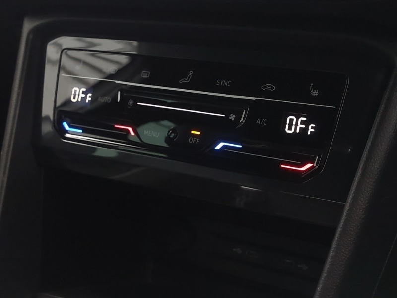 Used Volkswagen Tiguan 2023 for sale - 76880137: Photo 16