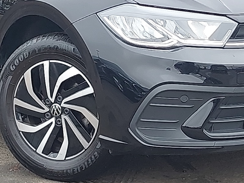 Used Volkswagen Polo 2024 for sale - 76704740: Photo 9