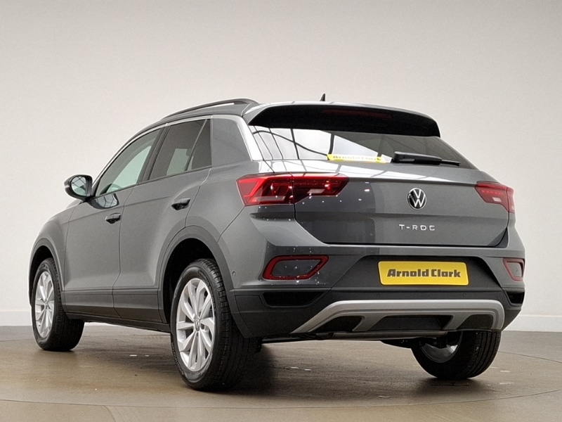 Used Volkswagen T-Roc 2025 for sale - 76103703: Photo 3