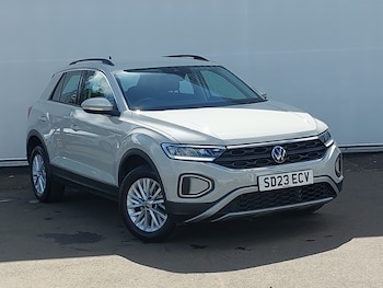Used Volkswagen T-Roc 2023 for sale - 78478374: Photo