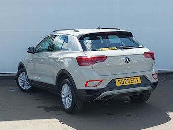 Used Volkswagen T-Roc 2023 for sale - 78478374: Photo