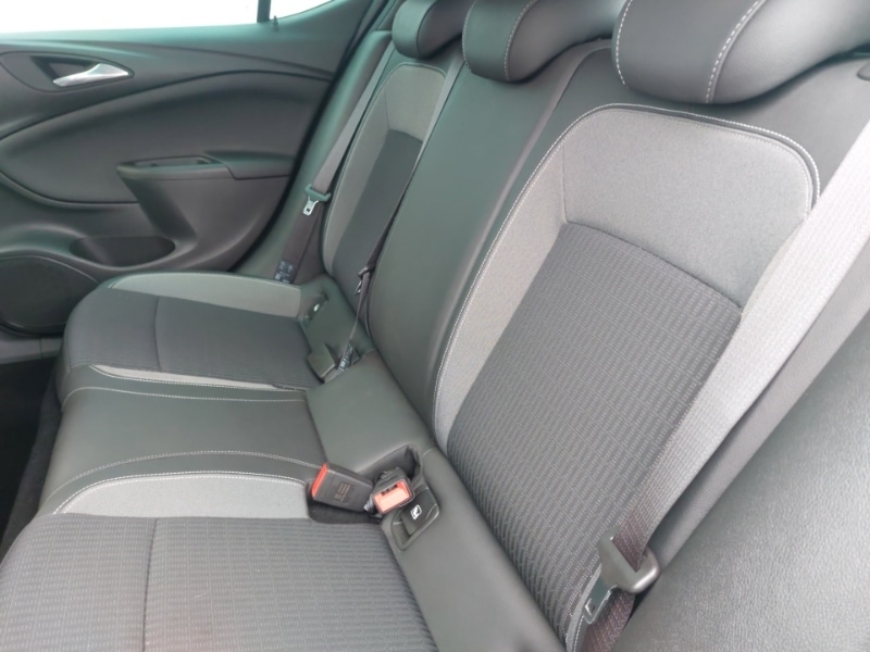Used Vauxhall Astra 2021 for sale - 76172105: Photo 6