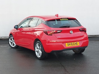 Used Vauxhall Astra 2018 for sale - 77024625: Photo