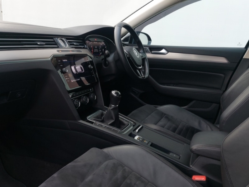 Used Volkswagen Passat 2019 for sale - 76521355: Photo 5