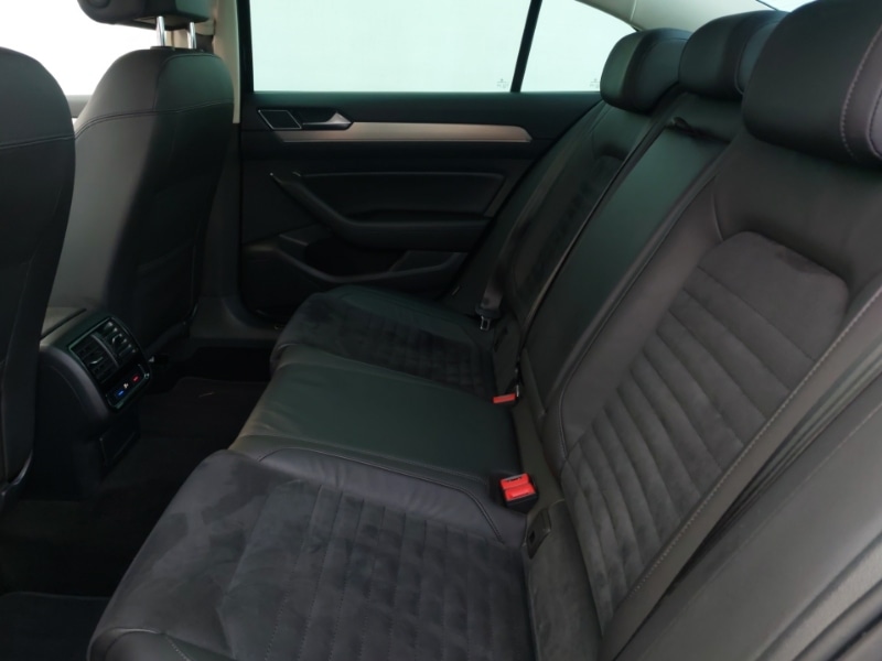 Used Volkswagen Passat 2019 for sale - 76521355: Photo 6