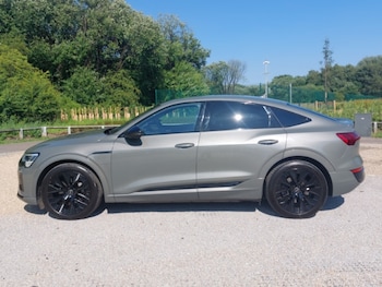 Used Audi Q8 2023 for sale - 79157654: Photo