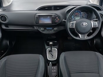 Used Toyota Yaris 2014 for sale - 78178427: Photo