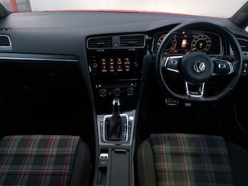 Used Volkswagen Golf 2018 for sale - 76860693: Photo