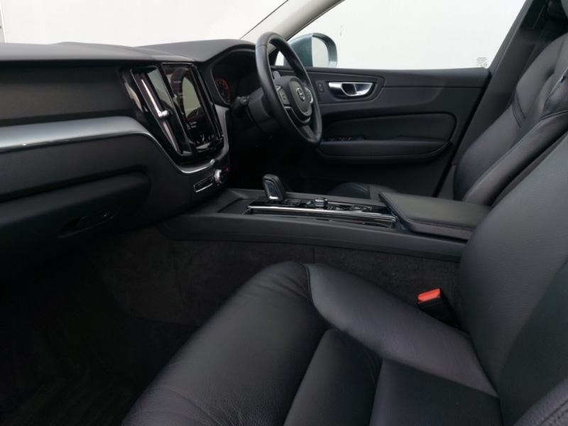 Used Volvo XC60 2020 for sale - 77325005: Photo 5