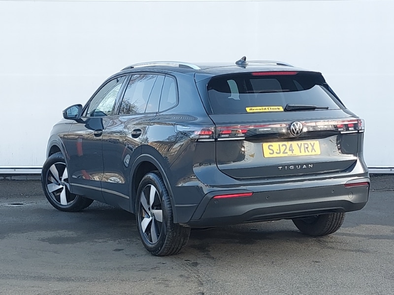 Used Volkswagen Tiguan 2024 for sale - 77750653: Photo 3