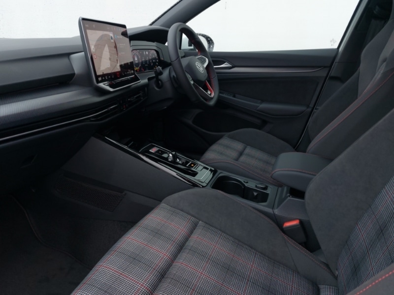 Used Volkswagen Golf 2025 for sale - 77847300: Photo 5