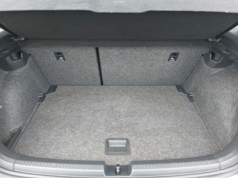 Used Volkswagen Polo 2018 for sale - 76450761: Photo 8