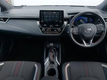 Used Toyota Corolla 2021 for sale - 76225824: Photo 2
