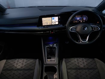 Used Volkswagen Golf 2022 for sale - 76959201: Photo