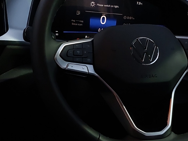 Used Volkswagen T-Roc 2025 for sale - 77123269: Photo 10