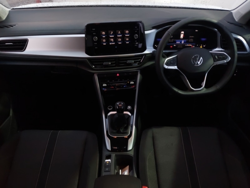 Used Volkswagen T-Roc 2025 for sale - 77123269: Photo 2