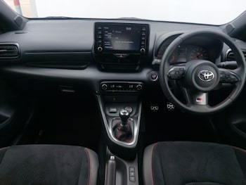 Used Toyota Yaris 2021 for sale - 79231377: Photo