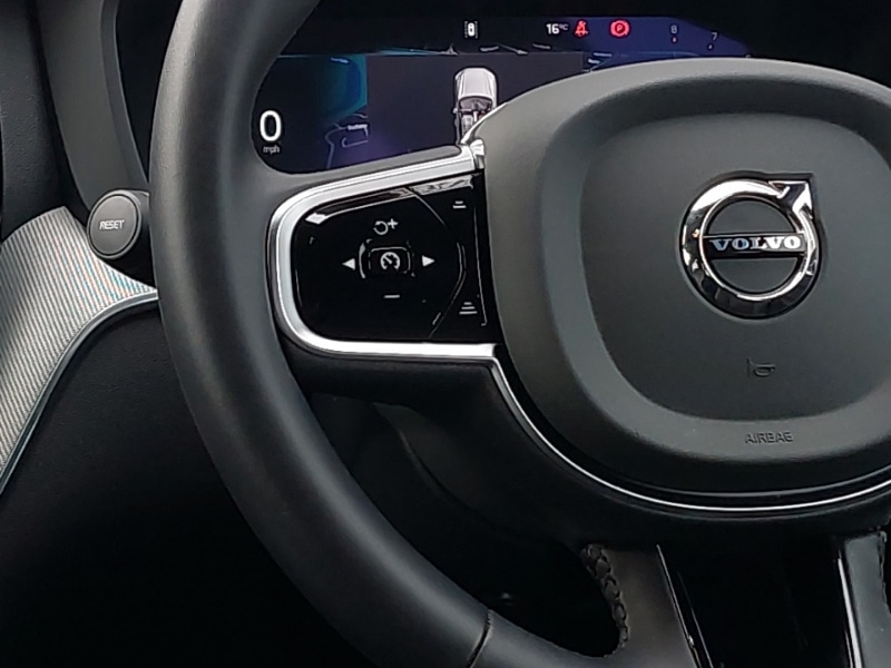 Used Volvo XC60 2024 for sale - 76054716: Photo 10
