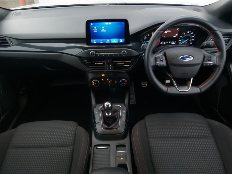 Used Ford Focus 2021 for sale - 78112795: Photo 2